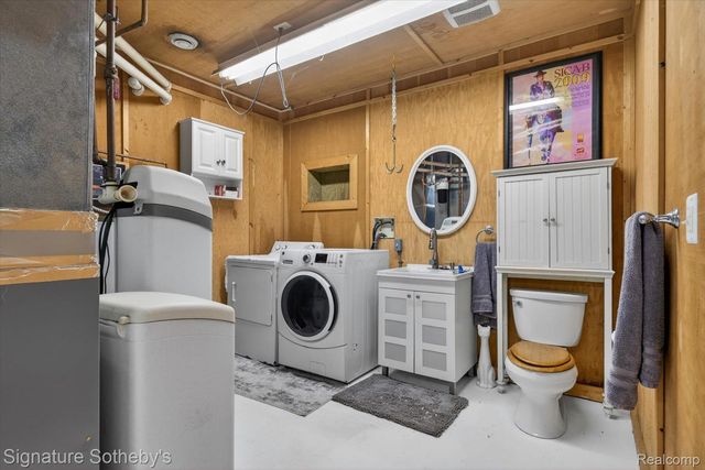 12700 Shaffer Road, Springfield Charter Township, MI 48350