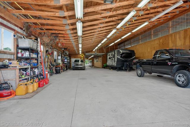 12700 Shaffer Road, Springfield Charter Township, MI 48350