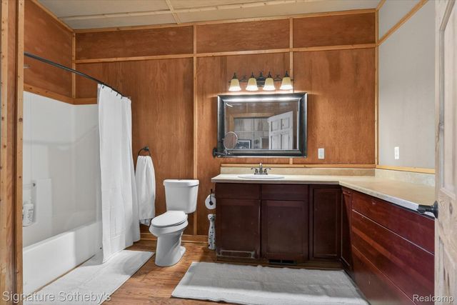 12700 Shaffer Road, Springfield Charter Township, MI 48350