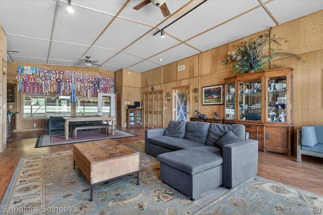 12700 Shaffer Road, Springfield Charter Township, MI 48350