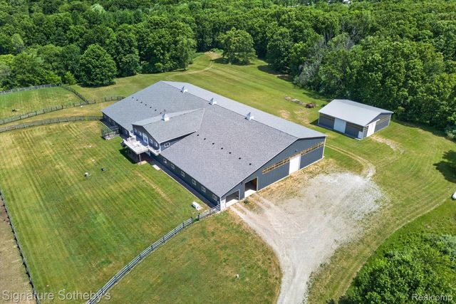 12700 Shaffer Road, Springfield Charter Township, MI 48350