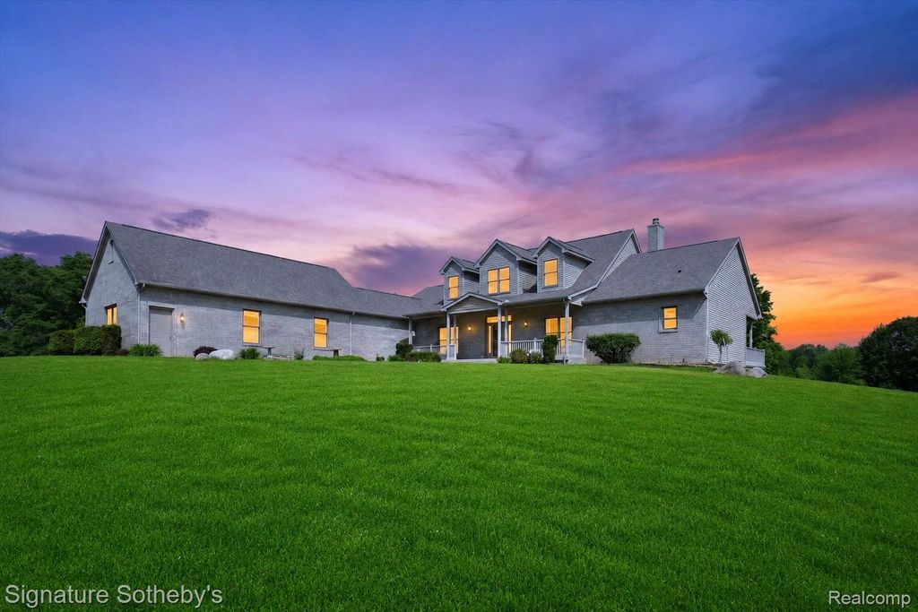 12700 Shaffer Road, Springfield Charter Township, MI 48350