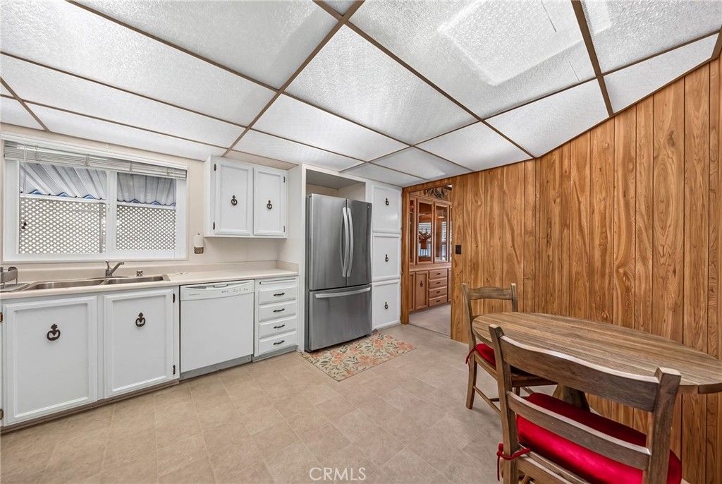 Image 16 of property listing at 28610 Via Arboleda, Murrieta, CA 92563