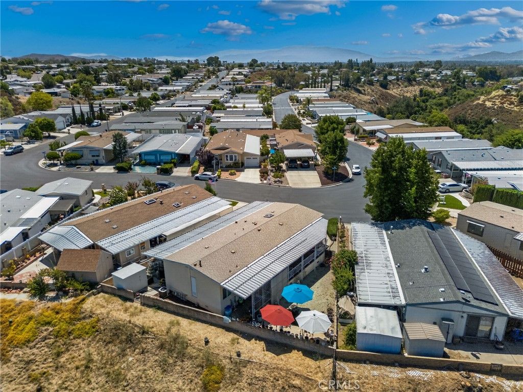 Image 5 of property listing at 28610 Via Arboleda, Murrieta, CA 92563