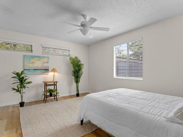 2125 PINE CREEK Boulevard 205, Vero Beach, FL 32966