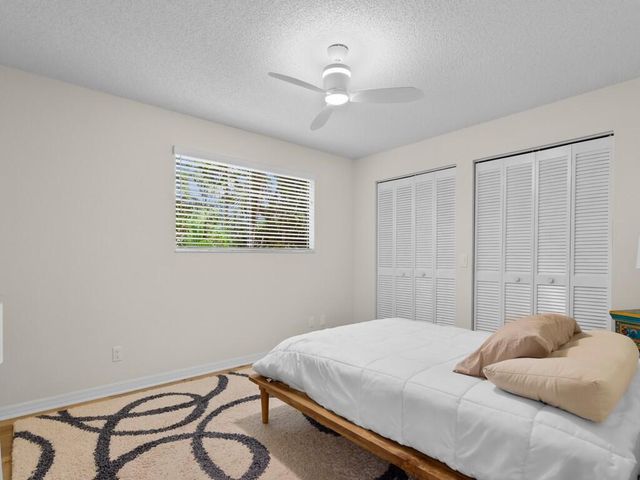 2125 PINE CREEK Boulevard 205, Vero Beach, FL 32966