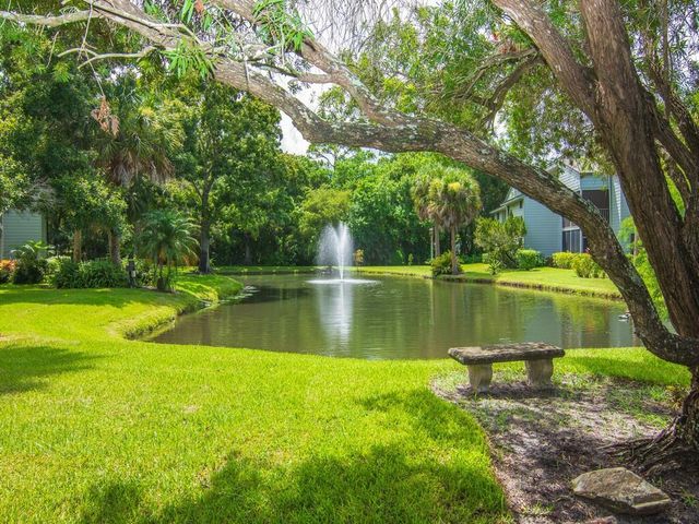 2125 PINE CREEK Boulevard 205, Vero Beach, FL 32966