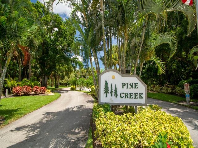 2125 PINE CREEK Boulevard 205, Vero Beach, FL 32966