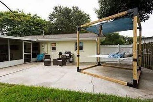210 57TH STREET W, Bradenton, FL 34209