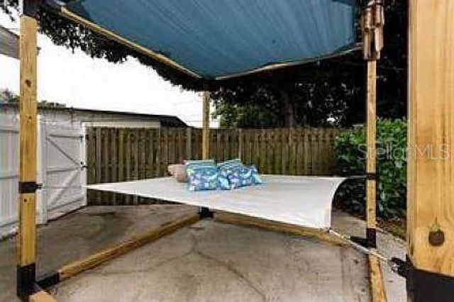 210 57TH STREET W, Bradenton, FL 34209