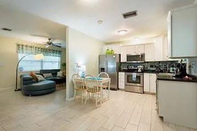 210 57TH STREET W, Bradenton, FL 34209