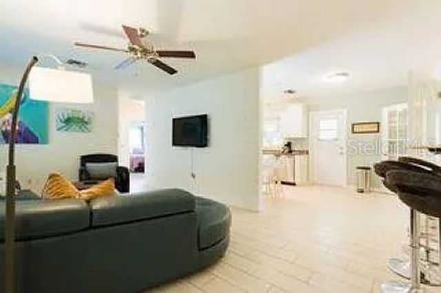 210 57TH STREET W, Bradenton, FL 34209