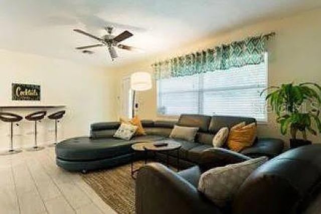 210 57TH STREET W, Bradenton, FL 34209