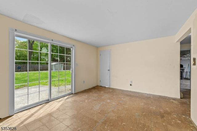 911 Plainfield Ave, Plainfield City, NJ 07060