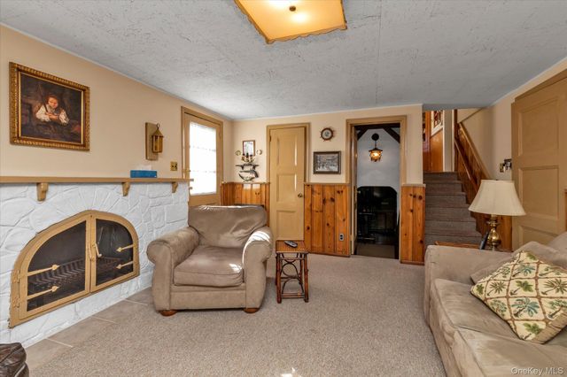 154 S Brush Drive, Valley Stream, NY 11581