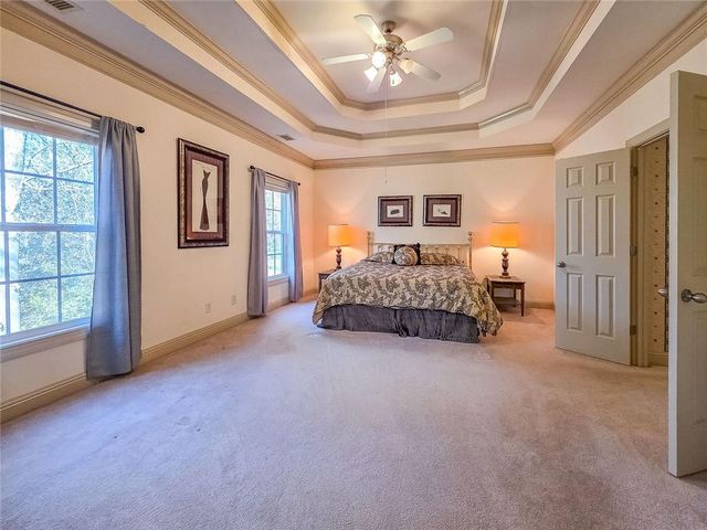 1236 Oakwood Place, Loganville, GA 30052