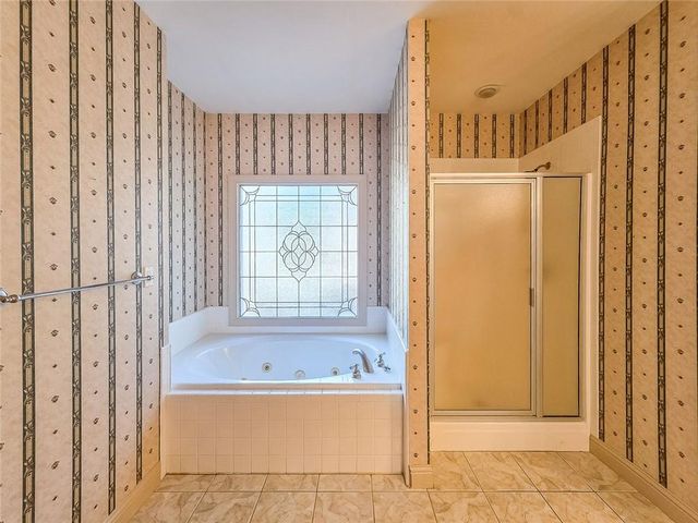 1236 Oakwood Place, Loganville, GA 30052