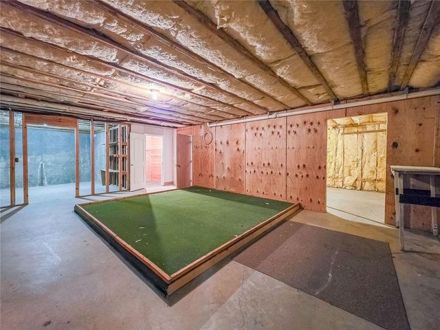 1236 Oakwood Place, Loganville, GA 30052