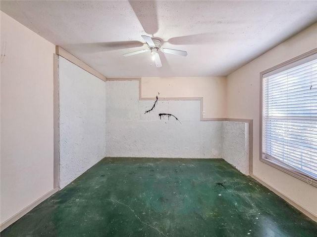 1236 Oakwood Place, Loganville, GA 30052