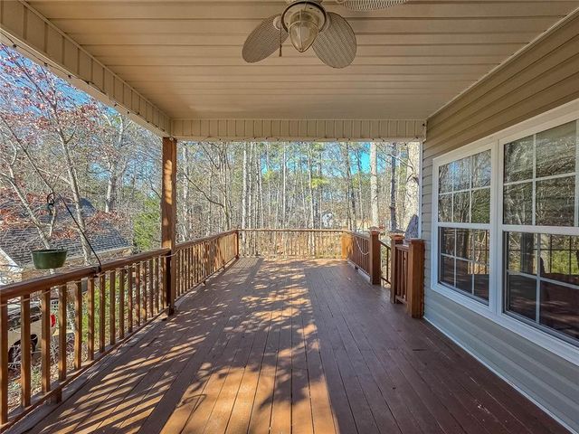 1236 Oakwood Place, Loganville, GA 30052