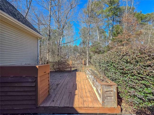 1236 Oakwood Place, Loganville, GA 30052