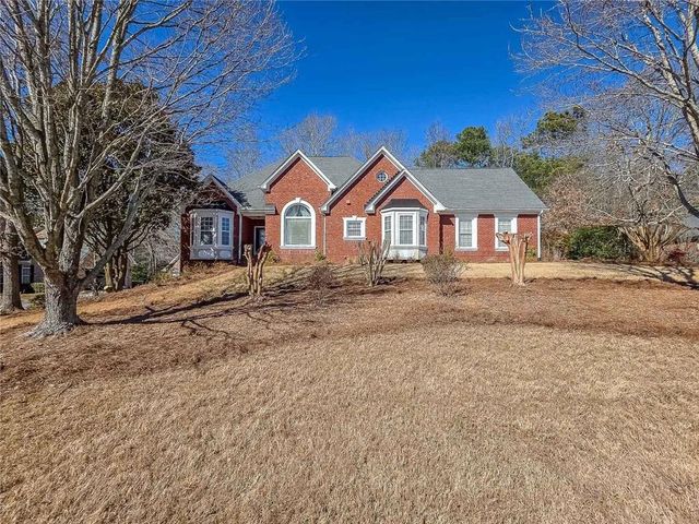 1236 Oakwood Place, Loganville, GA 30052