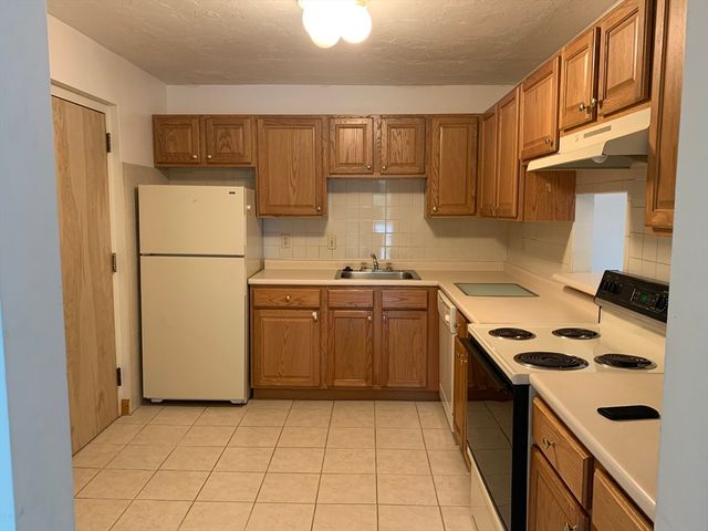 2366 Commonwealth Ave. 1-3, Newton, MA 02466