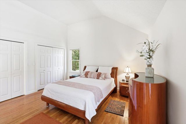 10 Skipjack Lane, Hyannis, MA 02601