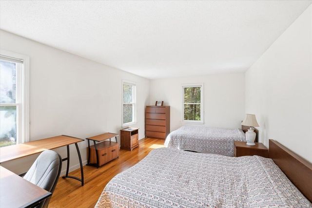 10 Skipjack Lane, Hyannis, MA 02601