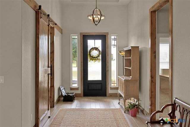 418 Creekside Dr, Salado, TX 76571