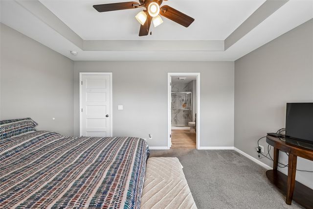 1395 Applewood Drive, Fairfax, IA 52228