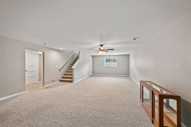 1395 Applewood Drive, Fairfax, IA 52228