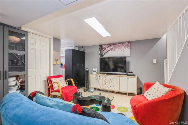 20047 39th Avenue, Bayside, NY 11361