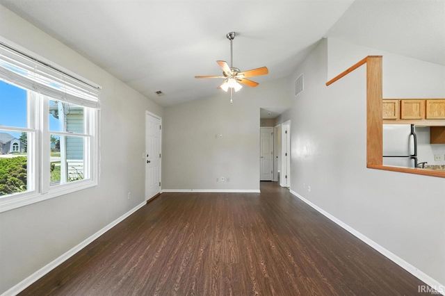 806 Deer Ridge Crossing, Auburn, IN 46706