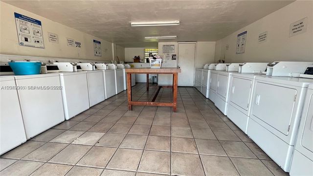 271 NW 177th St B-104, Miami Gardens, FL 33169