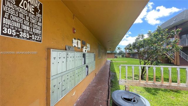 271 NW 177th St B-104, Miami Gardens, FL 33169