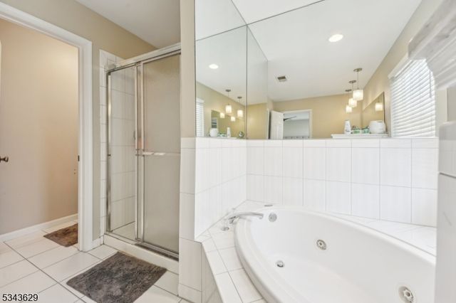 32 Winding Way, Woodland Park, NJ 07424