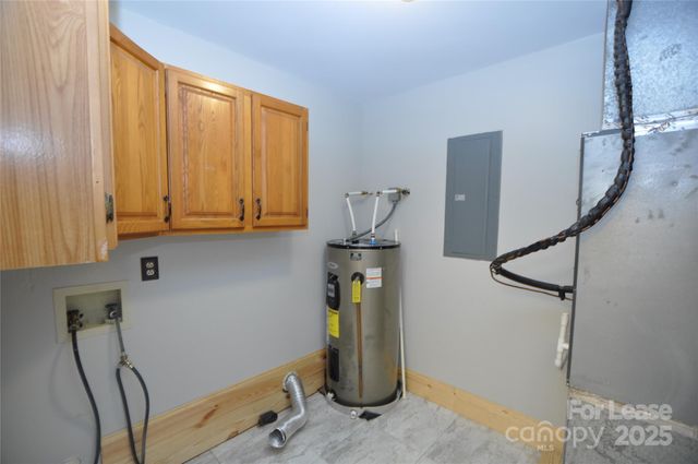 1710 Kimway Court, Matthews, NC 28105