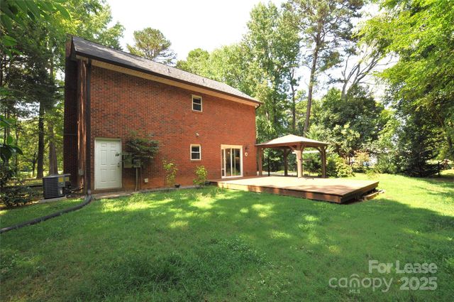 1710 Kimway Court, Matthews, NC 28105