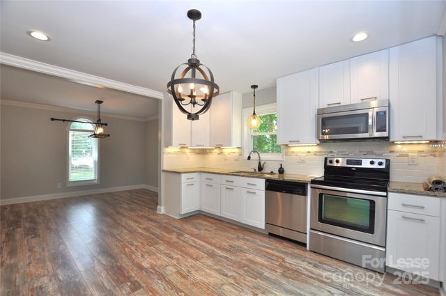 1710 Kimway Court, Matthews, NC 28105