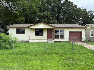33 Northwood Drive, Fort Smith, AR 72904