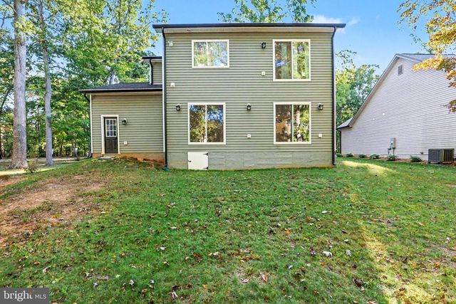 105 CHESTERFIELD CT, Locust Grove, VA 22508