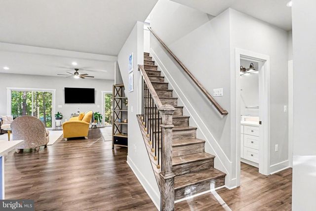 105 CHESTERFIELD CT, Locust Grove, VA 22508