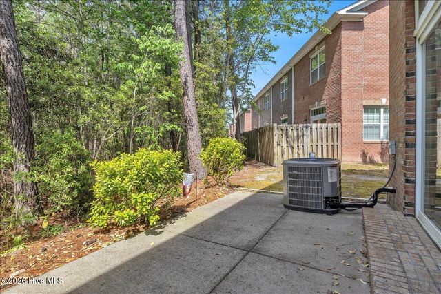 5102 Exton Park Loop, Castle Hayne, NC 28429