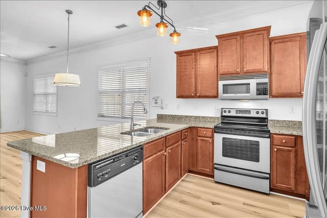 5102 Exton Park Loop, Castle Hayne, NC 28429