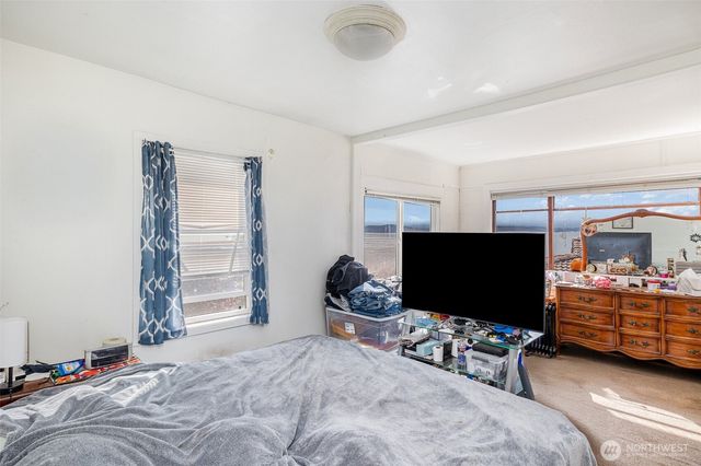 2159 52nd Avenue SW, Seattle, WA 98116