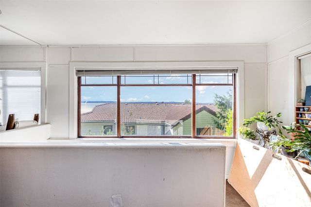 2159 52nd Avenue SW, Seattle, WA 98116