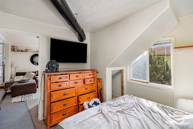 2159 52nd Avenue SW, Seattle, WA 98116
