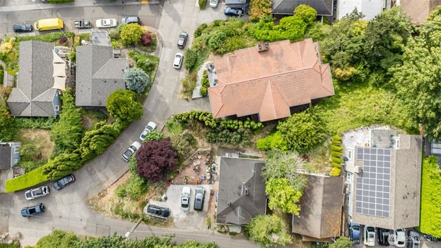 2159 52nd Avenue SW, Seattle, WA 98116