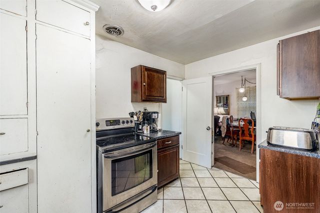 2159 52nd Avenue SW, Seattle, WA 98116